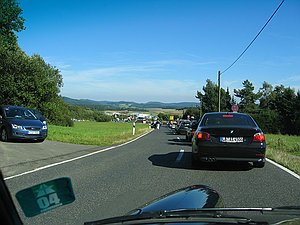 Queueing before the Einfahrt