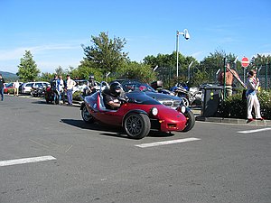 Car with one wheel missing